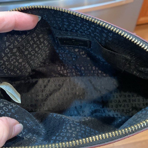 Kate Spade Black and White Striped Crossbody Bag with Gold Charm - Picture 8 of 10